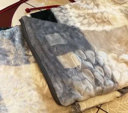 MINK ***Super Soft  Embossed Blanket-Quality Print (Assorted Prints) + FREE Bag