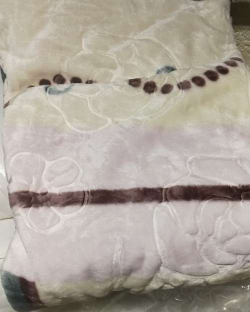 MINK ***Super Soft  Embossed Blanket-Quality Print (Assorted Prints) + FREE Bag