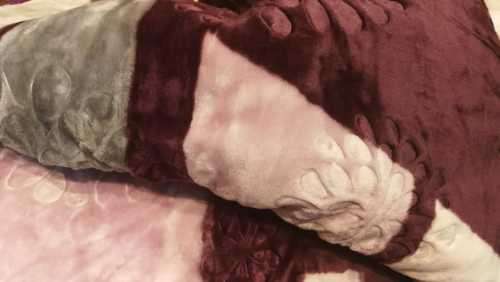 MINK ***Super Soft  Embossed Blanket-Quality Print (Assorted Prints) + FREE Bag