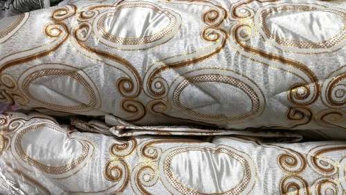 COMFORTER SET -QUEEN bed . 5PIECE***WITH STUNNING DESIGN WORK *** EQUISITE QUALITY*** SATIN FINISH