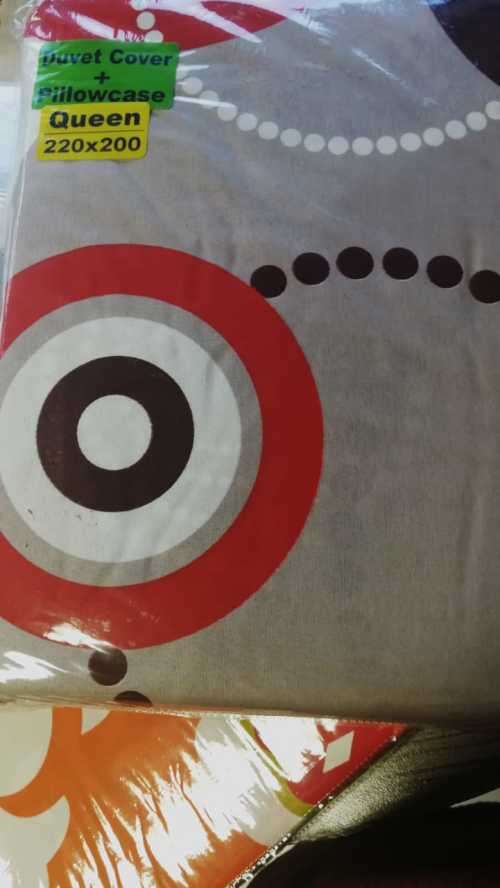 DUVET SET -QUEEN bed 5COLORS***BEAUTIFUL DESIGNS**** TO CHOOSE FROM *** EQUISITE QUALITY**