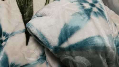 MINK *** EASTER SPECIAL **Super Soft  Embossed Blanket-Quality Print (Assorted Prints) + FREE Bag
