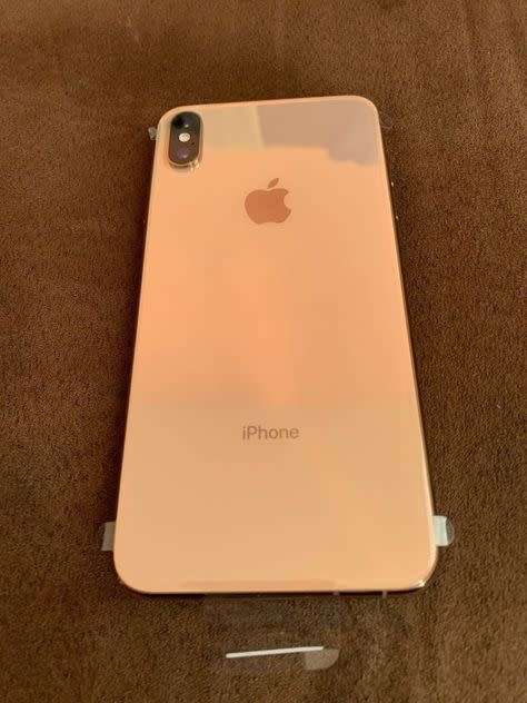 APPLE IPHONE XS MAX **GOLD*64GB MINT CONDITION *4K VIDEO **PARTS ONLY*****LOCKED