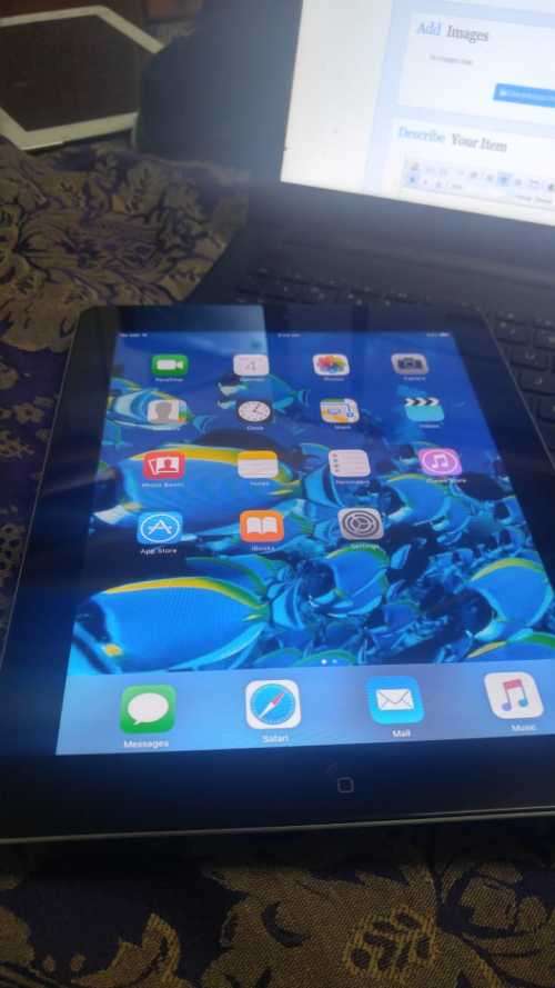 APPLE IPAD2 |9.70 INCH| 32GB | WiFi & 3G| SPACE GREY | * IPAD 2**9.70-inch ***EXCELLENT CONDITION***