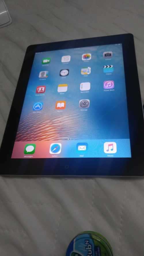 APPLE IPAD 2*16 GIG ***BARGAIN PRICE * WIFI  3G/4G AND CELLULAR **dont miss this offer***