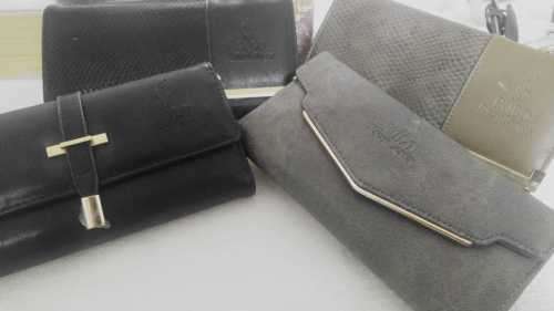 WALLETS /PURSE .BEAUTIFUL****BARGAIN-BLACK colours ONLY