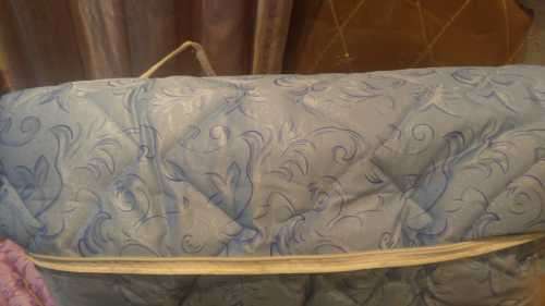 COMFORTER 5pce SET...SIZES ,QUEEN - JAQUARD PURPLE or BLUE AVAILABLE ,STUNNING ***BARGAIN