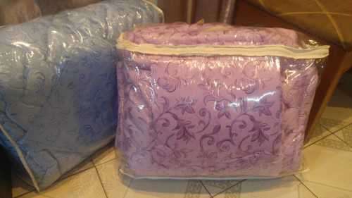 COMFORTER 5pce SET...SIZES ,QUEEN - JAQUARD PURPLE  AVAILABLE ,STUNNING ***BARGAIN