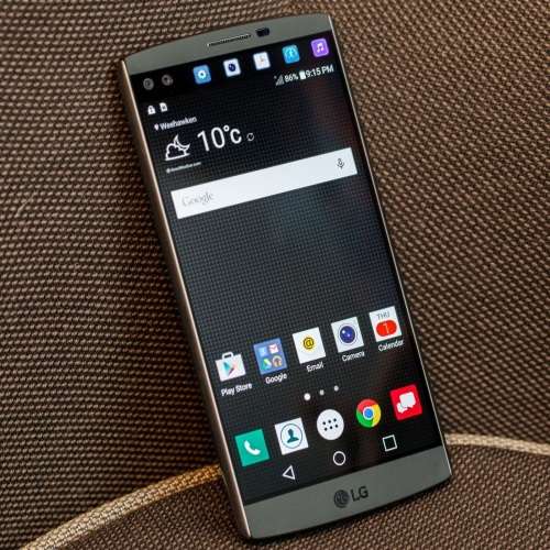 MOBILE LG V10 * 16MP CAMERA*64GB*4G RAM*WOW**** A BARGAIN WORTH R5500*...READ DESCRIPTION 4SPECS