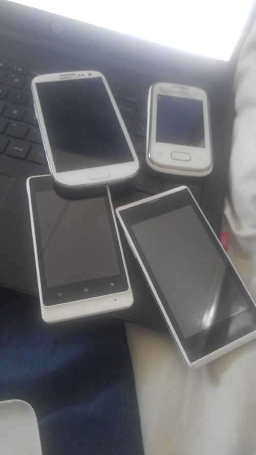 4*MOBILES*SAMSUNG GALAXY S3.SONY EXPERIA*ZTE &SAMSUNG GALAXY POCKET* MOBILES*UNTESTED*SOLD 4 SPARES