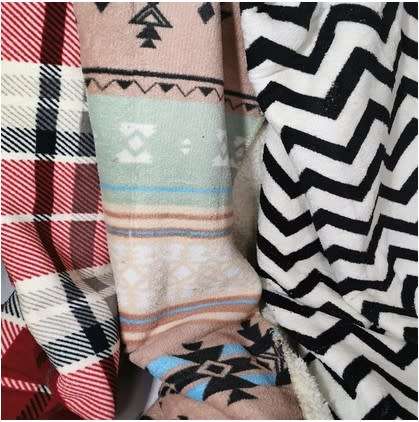 Warm Flannel Throws with Sherpa reverse**wow*beautiful*Super SOFT**EXQUISITE*see descrip 4 more info