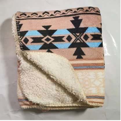 Warm Flannel Throws with Sherpa reverse**wow*beautiful*Super SOFT**EXQUISITE*see descrip 4 more info