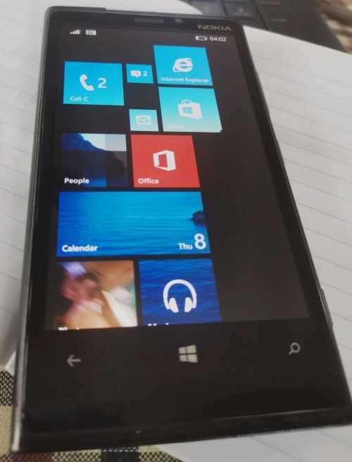 NOKIA LUMIA 920 *WINDOWS MOBILE *STUNNING** WORKING MOBILE.*WOW**** AT BARGAIN****