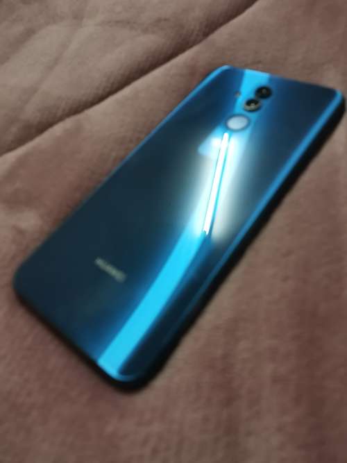 HUAWEI MATE 20 LITE EXCELLENT WORKING CONDITION *WITH BOX**MOBILE *LTE *WOW**BARGAIN