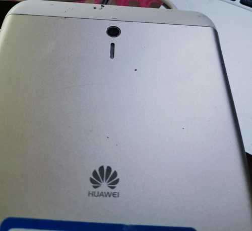 Huawei S7-721U Tablet (7 inch, 4GB, Wi-Fi+3G+Voice Calling), (WHITE-Panel) WORKING BESIDES FOR TOUCH