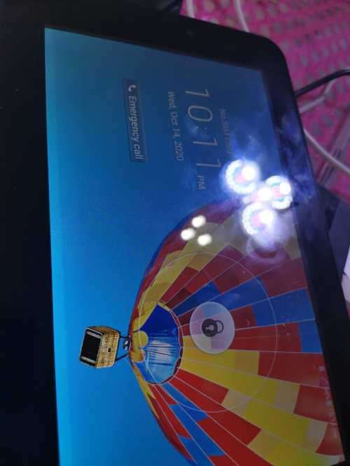 Huawei S7-721U Tablet (7 inch, 4GB, Wi-Fi+3G+Voice Calling), (WHITE-Panel) WORKING BESIDES FOR TOUCH