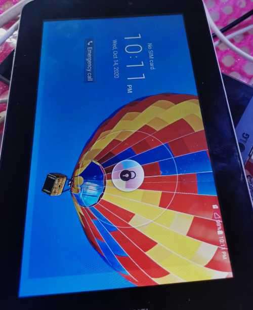 Huawei S7-721U Tablet (7 inch, 4GB, Wi-Fi+3G+Voice Calling), (WHITE-Panel) WORKING BESIDES FOR TOUCH