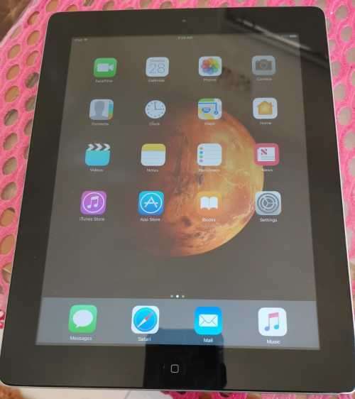 IPAD 4 | 16GB | WiFi | BLACK | RETINA | MD510HC/A*IPAD4 RETINA DISPLAY *EXCELLENT CONDITION*****WOW