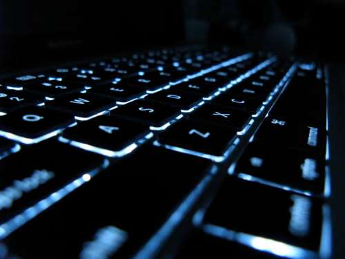 VERY SLIM MACBOOK AIR Intel® Core i5  | 4 GB Ram | 256 GB SSD|***INTEL HD GRAPHICS ***WOW**