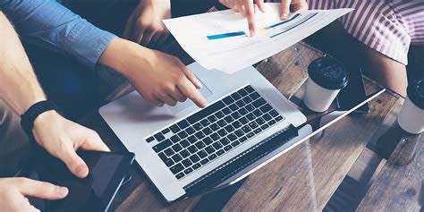 VERY SLIM MACBOOK AIR Intel® Core i5  | 4 GB Ram | 256 GB SSD|***INTEL HD GRAPHICS ***WOW**