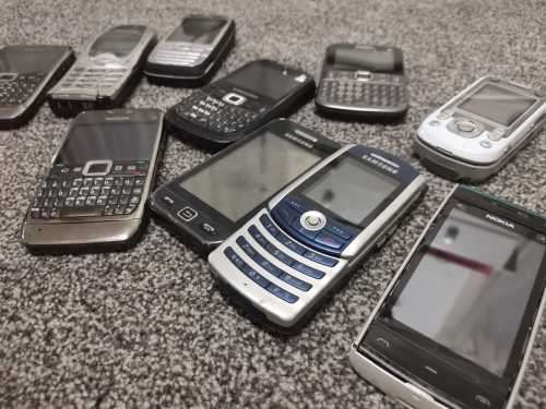 10x BRANDED  MOBILES FOR 1 BID   *WOW**NO FURTHER TEST CONDUCTED****BARGAIN READ DECSRIPTION