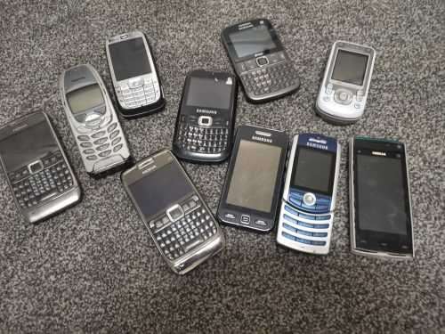 10x BRANDED  MOBILES FOR 1 BID   *WOW**NO FURTHER TEST CONDUCTED****BARGAIN READ DECSRIPTION