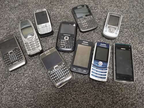 10x BRANDED  MOBILES FOR 1 BID   *WOW**NO FURTHER TEST CONDUCTED****BARGAIN READ DECSRIPTION