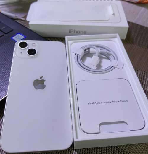 APPLE IPHONE 13...5G***BRAND NEW ***128 GB **starlight  COLOUR ***BARGAIN WOW