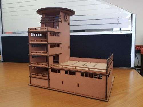 Gas station with manual lift