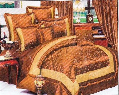 8 PCE ELEGANT QUILTED COMFORTER SET - DOUBLE / QUEEN SIZE