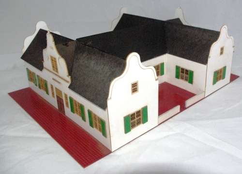 N Scale - H Plan Cape Dutch House