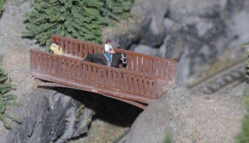 HO Scale - Foot Bridge