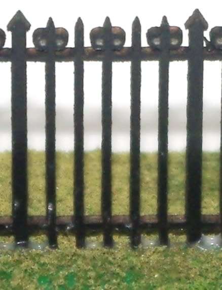 HO Scale - Palisade Fence 4
