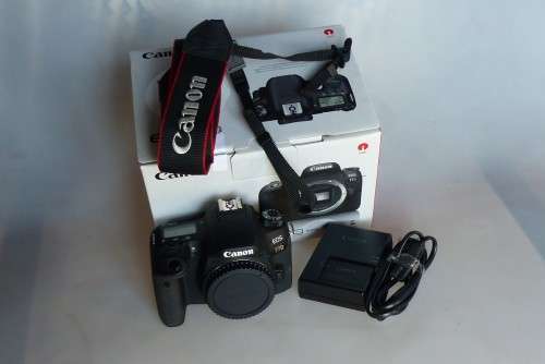 Canon EOS 77D DSLR, 24 Mega pixel