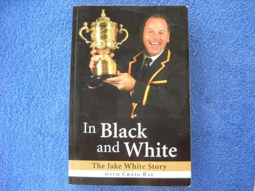 Rugby Book : In Black and White