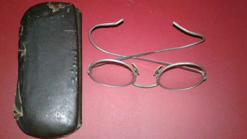 Antique Eye Glasses / Spectacle wit case