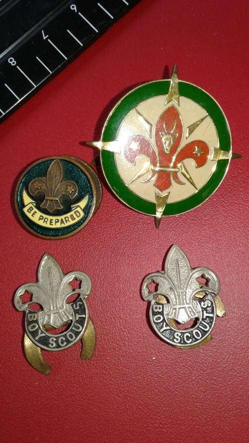 Boy Scouts Badges (1 x Scouts Master Officers 4th Pattern)