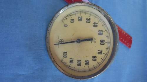 Old Steam Engine Temperature Meter (Nice Display)