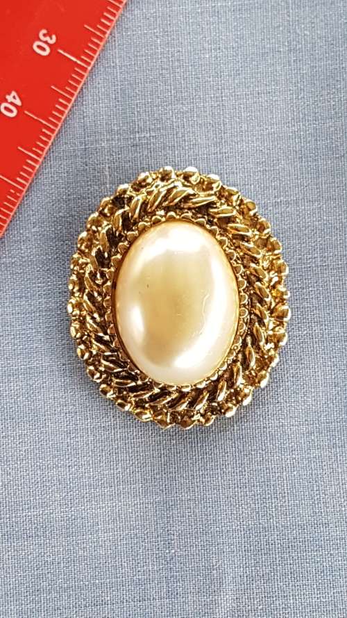 Brooch - Vintage