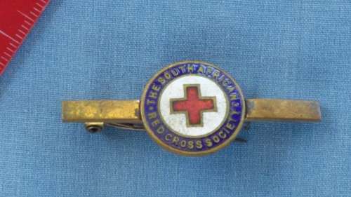 THE SOUTH AFRICAN RED CROSS SOCIETY - BADGE