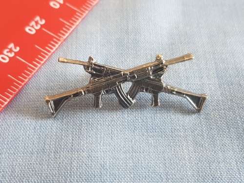 SWAFT SWA MILITARY MARKSMAN 1St CLASS SHARPSHOOTER BADGE