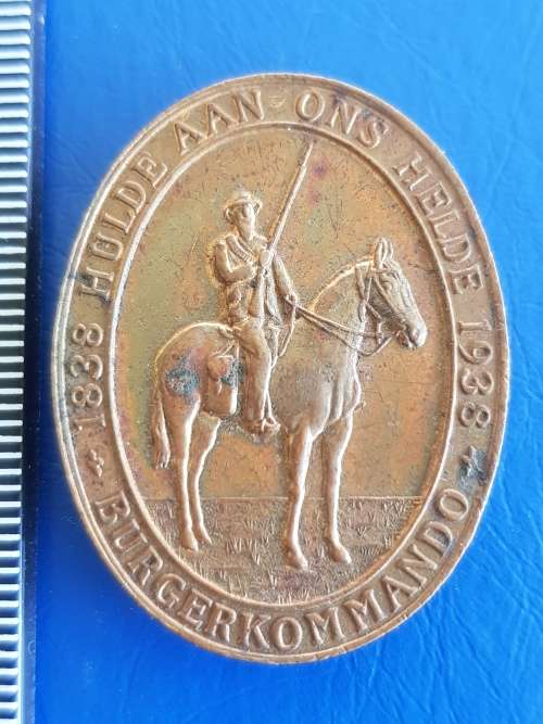 Hulde aan ons Helde 1938 Burger Kommando (No Pins) Badge