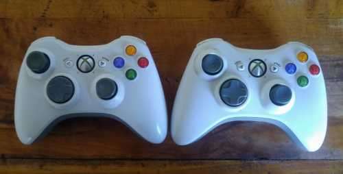 Xbox 360 console, 2 x controllers, kinect, 20 games