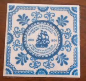 1978 - 30 PIECE GOLD PLATED STERLING SILVER HERITAGE PROOF MEDALLION SET, PRESENTATION CASE.