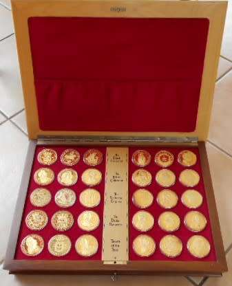 1978 - 30 PIECE GOLD PLATED STERLING SILVER HERITAGE PROOF MEDALLION SET, PRESENTATION CASE.