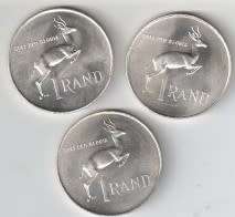 3 - 1967 (THEY LOOK) UNC SILVER R1`s    ENCAPSULATED.