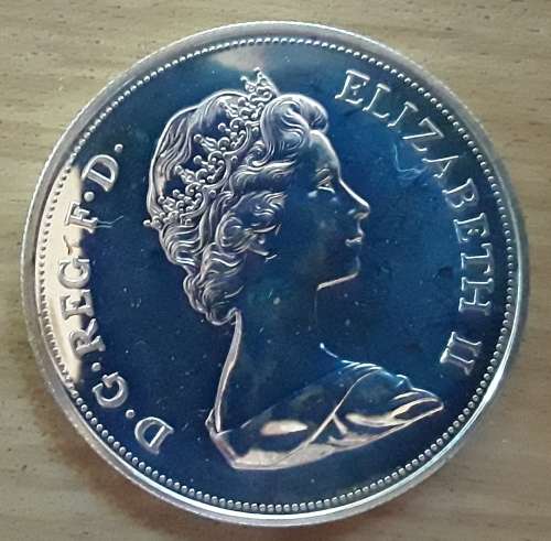 BRITISH 1972 PROOF STG. SILVER CROWN IN ROYAL MINT PRESENTATION BOX.
