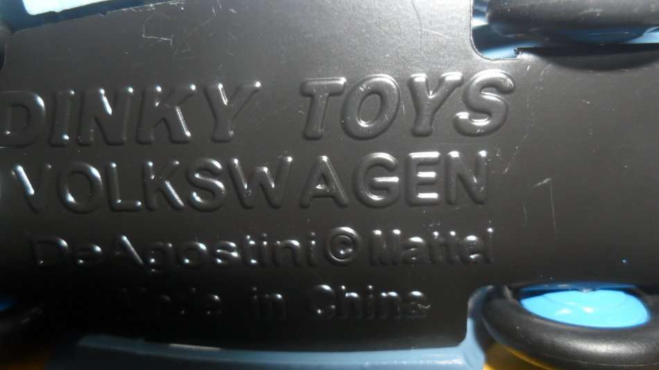 ATLAS DINKY NO  181 VOLKSWAGEN BEETLE  [ BLUE VERSION ]  NEW BOXED