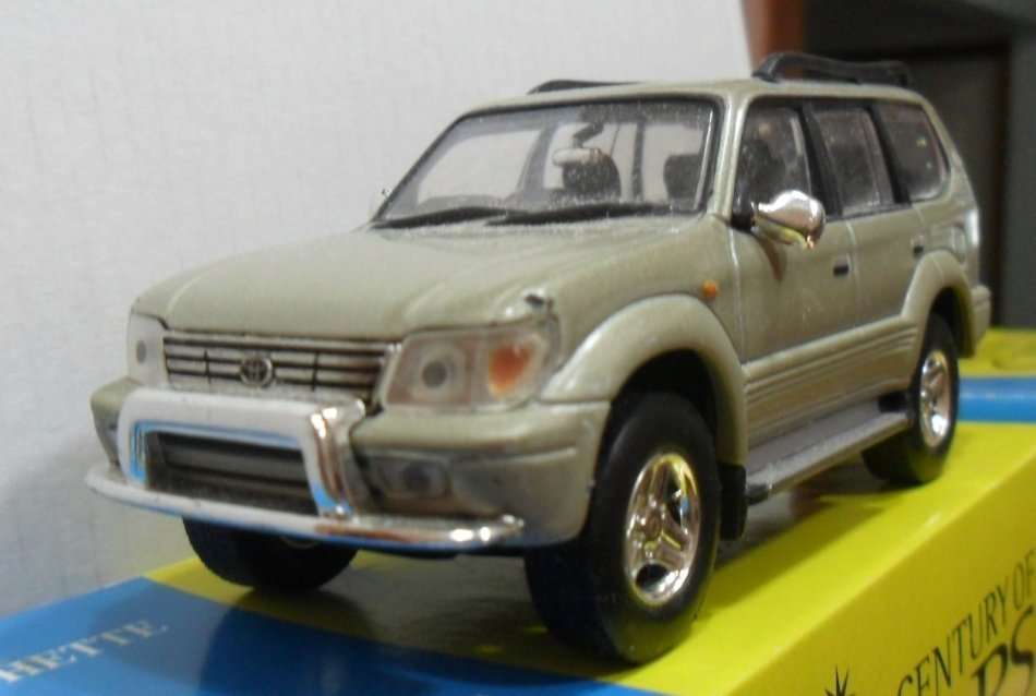 DEL PRADO 1998 TOYOTA  LAND CRUISER    " THE ULTIMATE CAR COLLECTION "MINT CONDITION UNBOXED