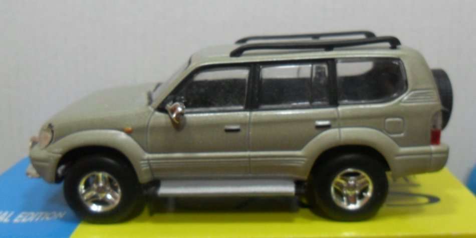 DEL PRADO 1998 TOYOTA  LAND CRUISER    " THE ULTIMATE CAR COLLECTION "MINT CONDITION UNBOXED